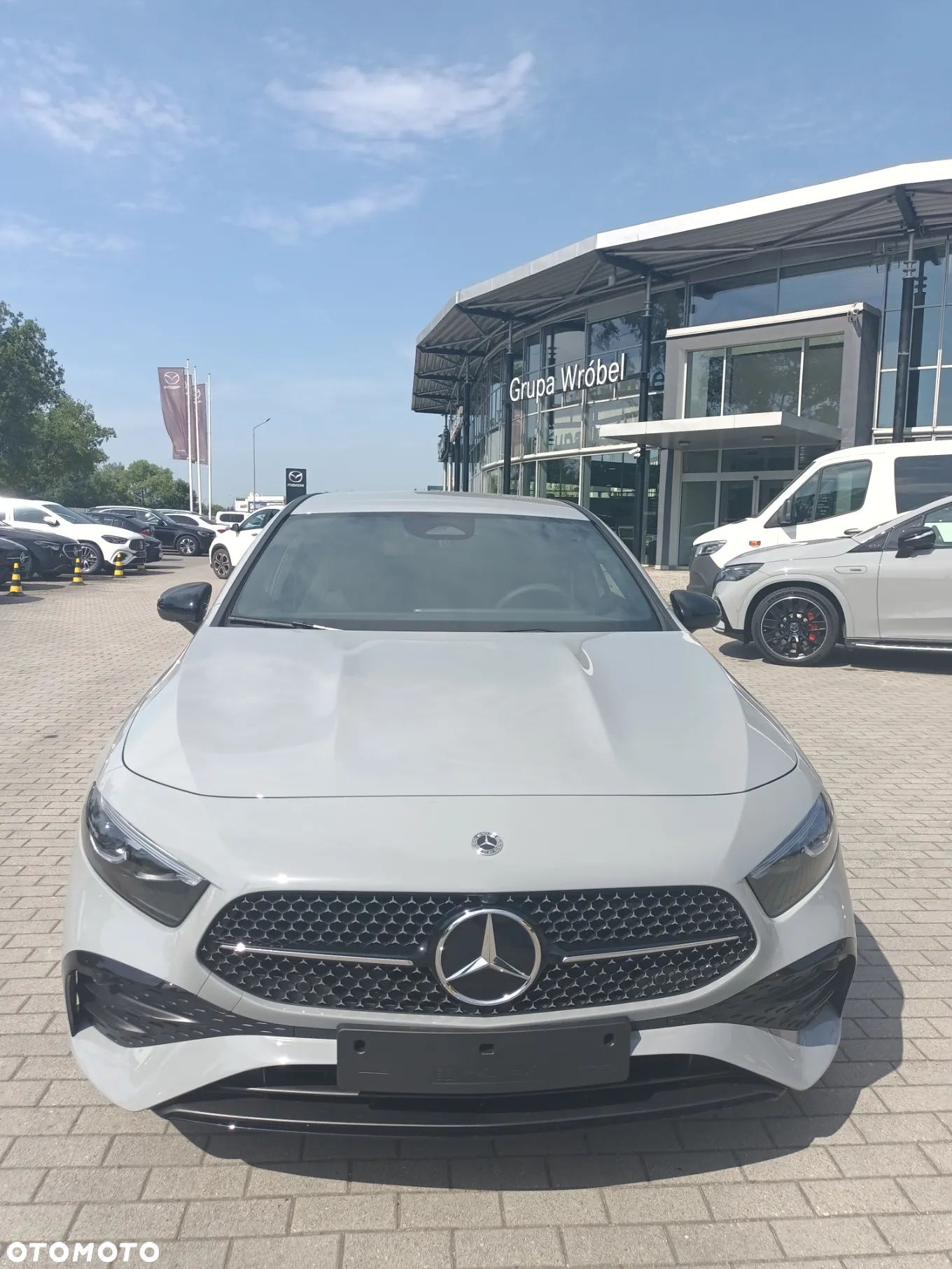 Mercedes-Benz Klasa A 200 AMG Line 7G-DCT - 2