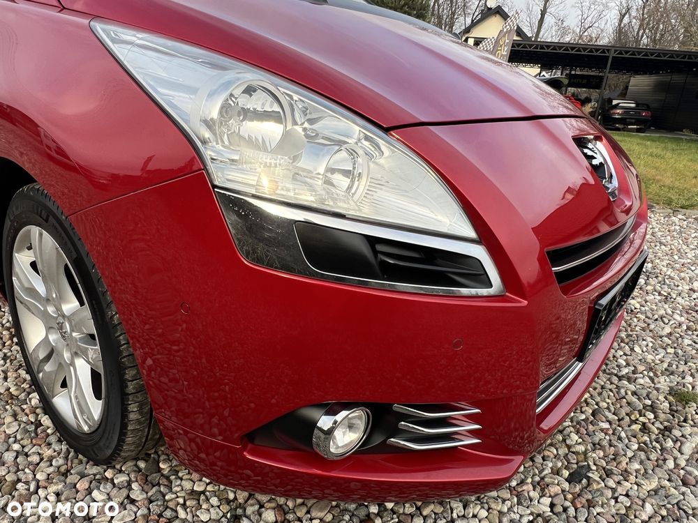 Peugeot 5008 - 8