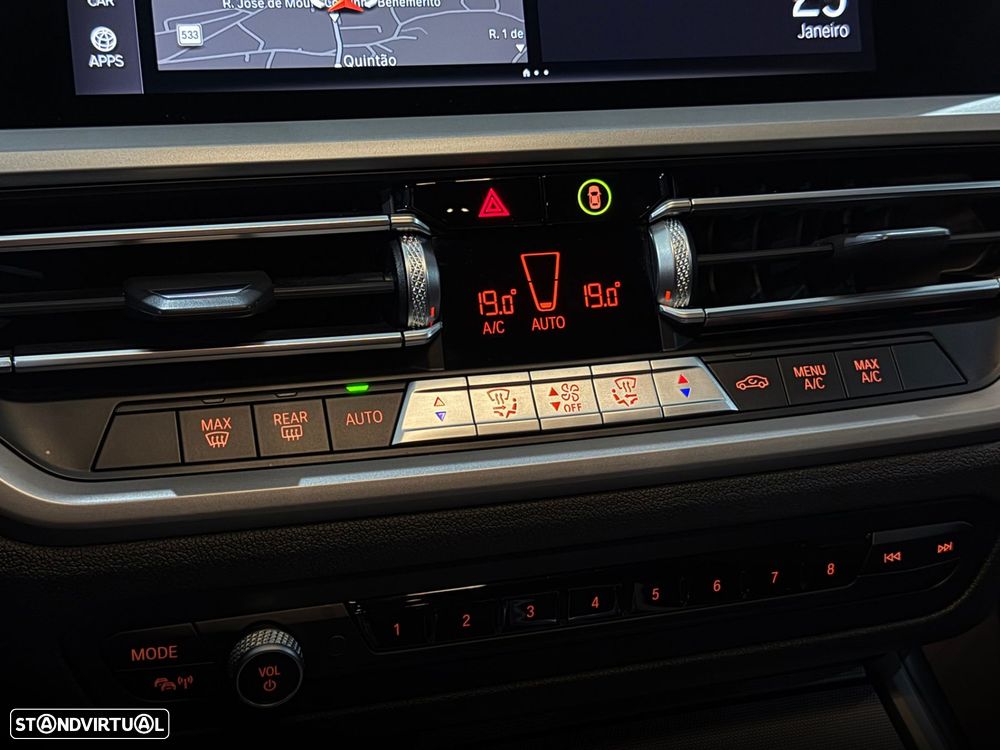 BMW 320 e Line Sport Auto - 27