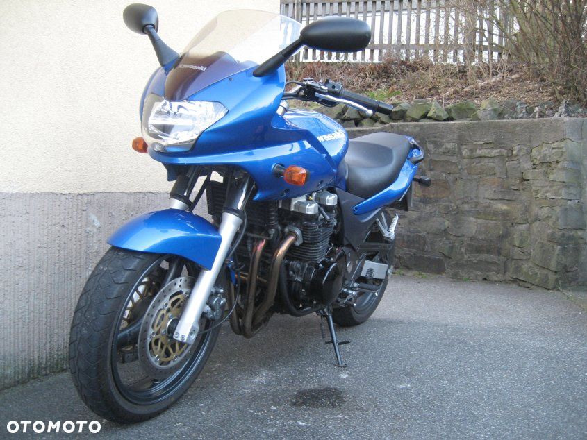 Kawasaki ZR7 ZR750 owiewka osłona boczek zbiornik silnik zawieszenie set podnóżek swap siedzenie chłodnica regulator moduł przełącznik przekaźnik licznik wiązka stelaż - 1