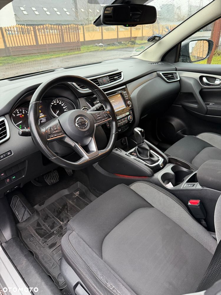 Nissan Qashqai 1.2 DIG-T N-Connecta Xtronic EU6 - 15