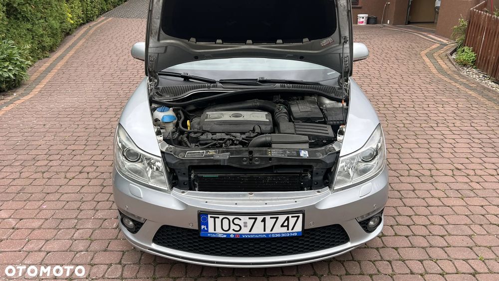 Skoda Octavia Combi 2.0 TSI DSG RS - 33