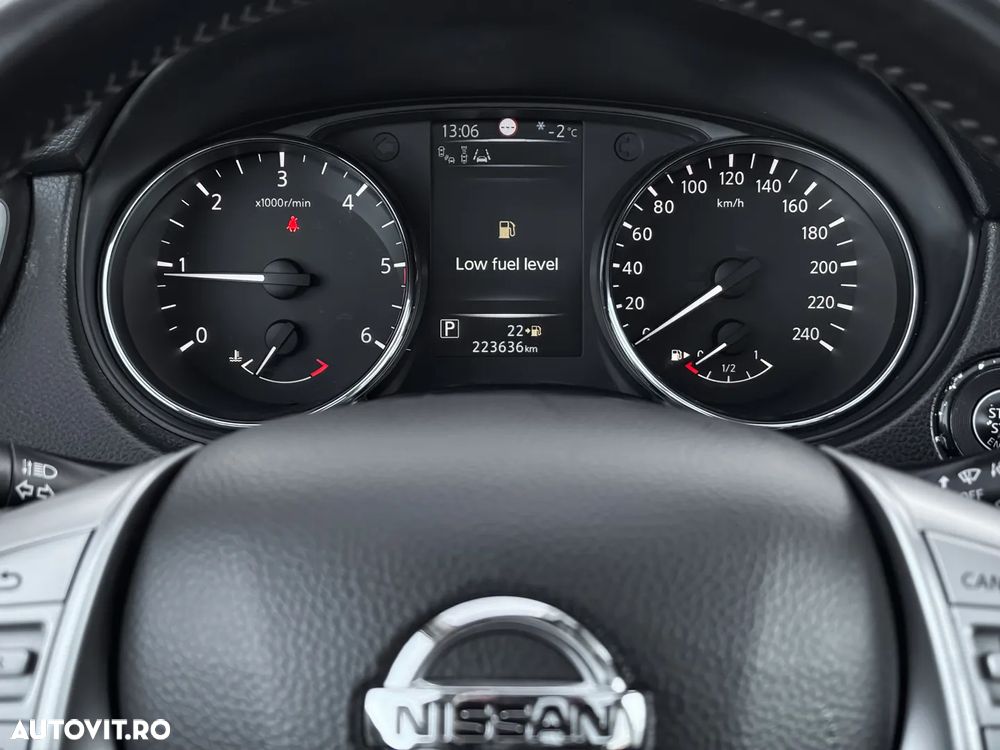 Nissan Qashqai - 12
