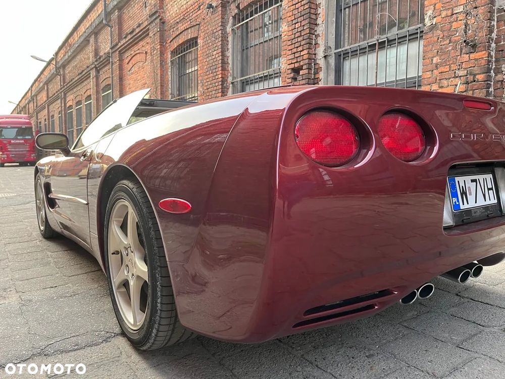Chevrolet Corvette Convertible 5.7 - 10