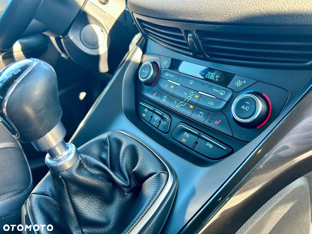 Ford Grand C-MAX - 12