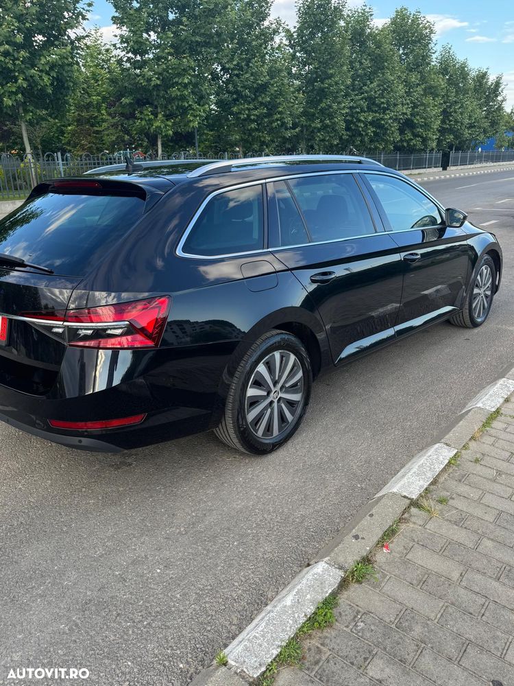 Skoda Superb 2.0 TDI DSG Style - 6