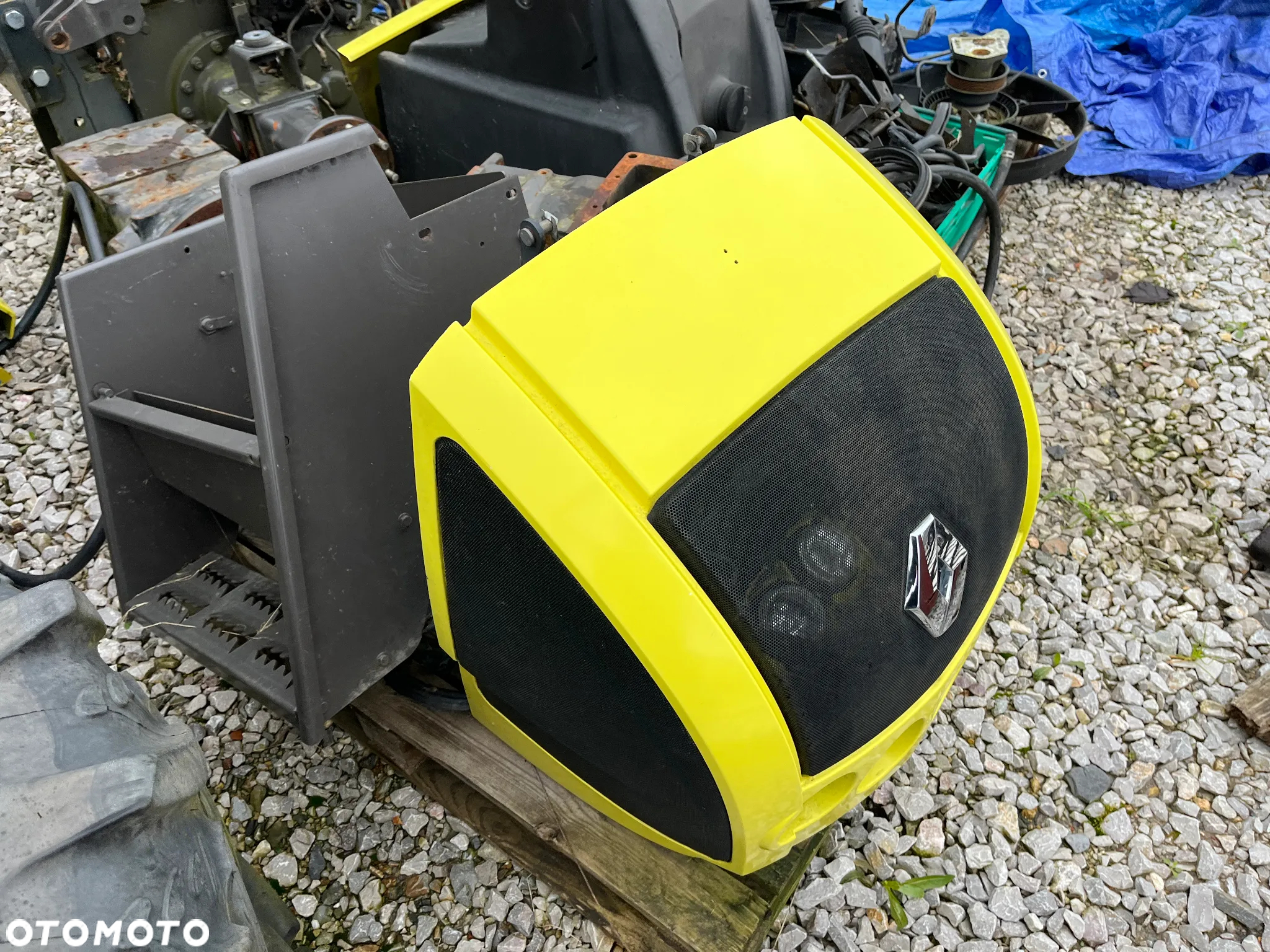 kabina renault ergos - 7