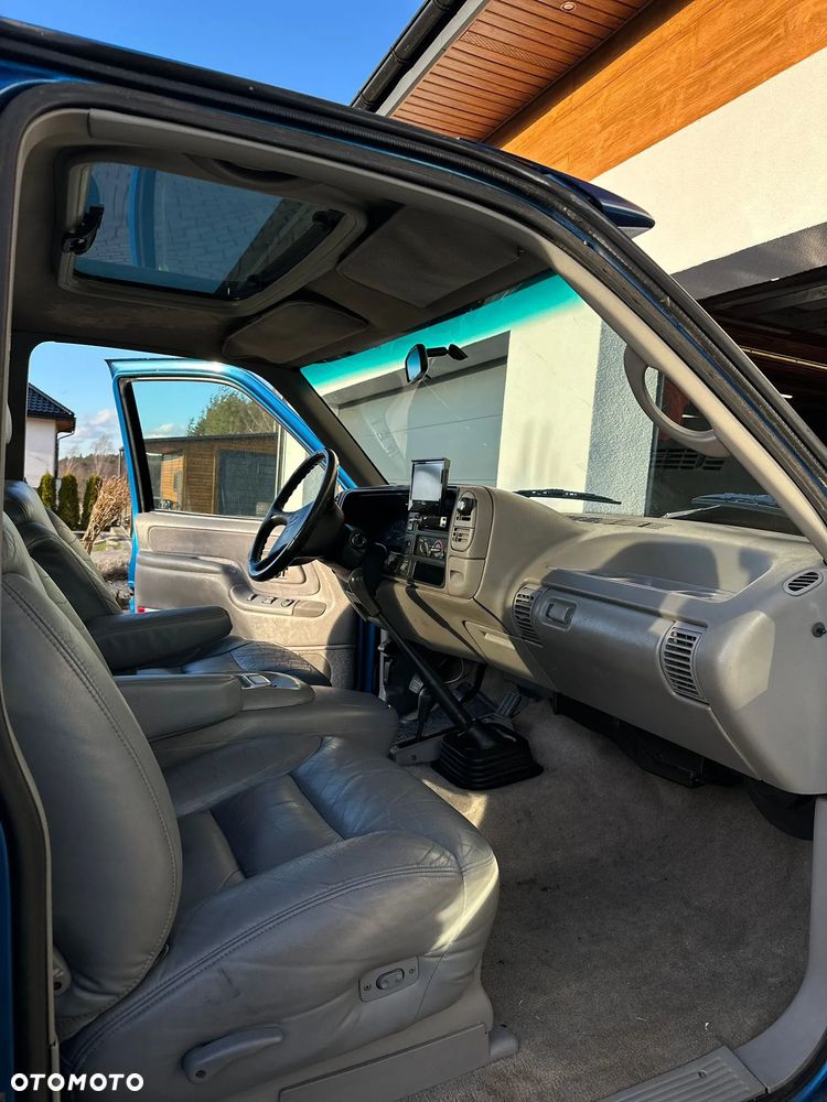 Chevrolet Silverado - 8