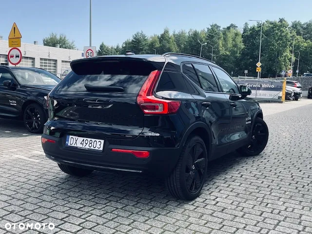 Volvo XC 40 B4 Ultra Black Edition - 4