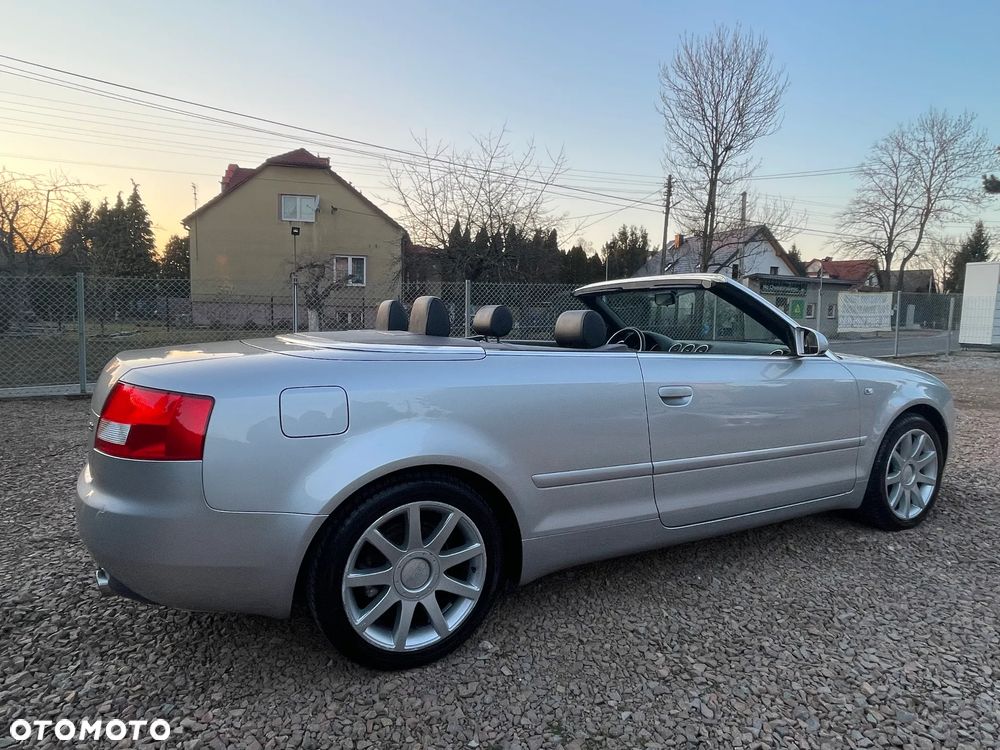 Audi A4 Cabrio - 17