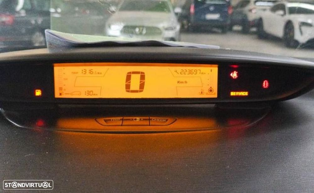 Citroën C4 - 4