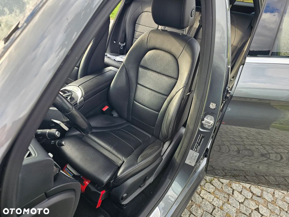 Mercedes-Benz GLC - 9