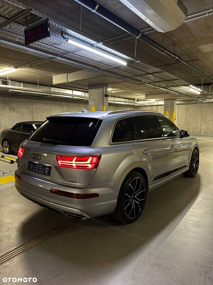 Audi Q7 - 4