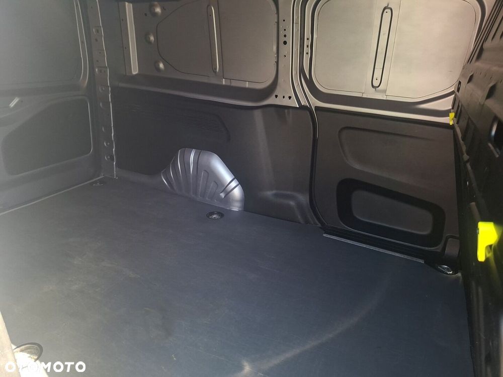 Toyota PROACE CITY - 13
