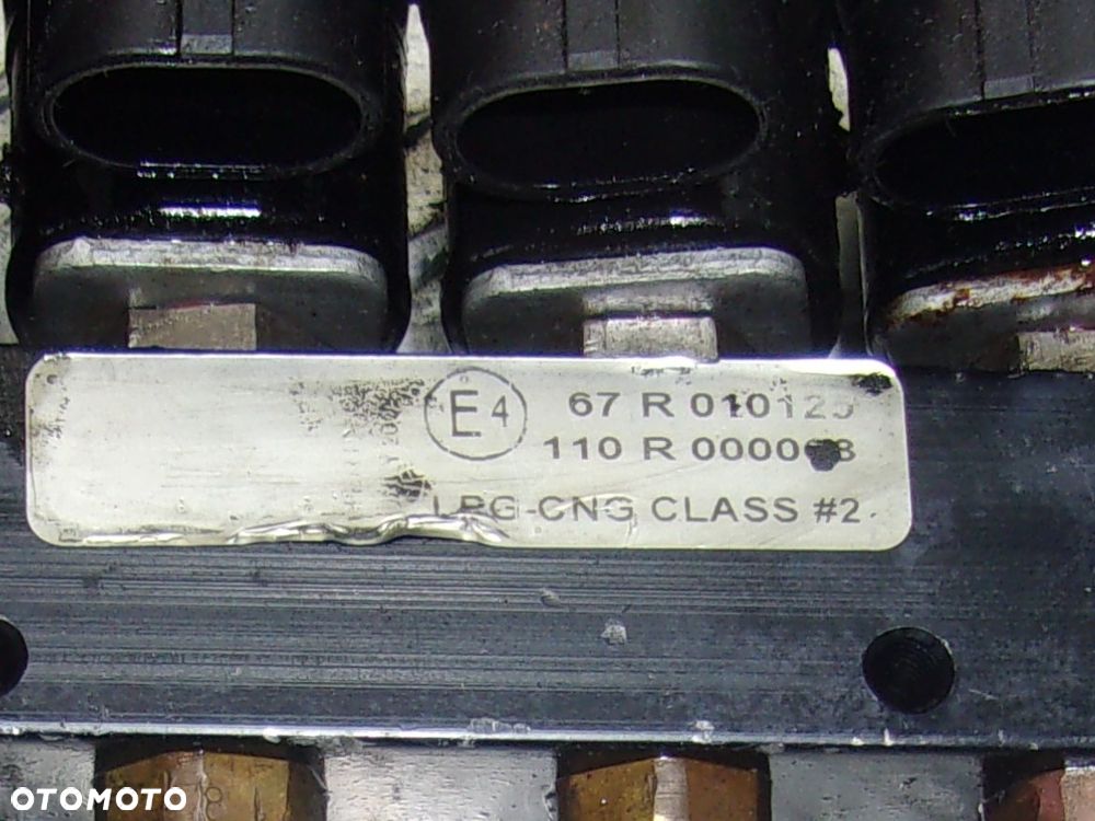 Listwa wtryskowa gazu - 67R010125 - 3