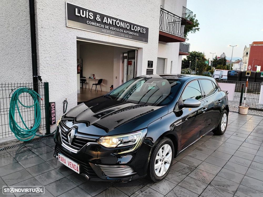 Renault Mégane 1.3 TCe Limited J17 - 27