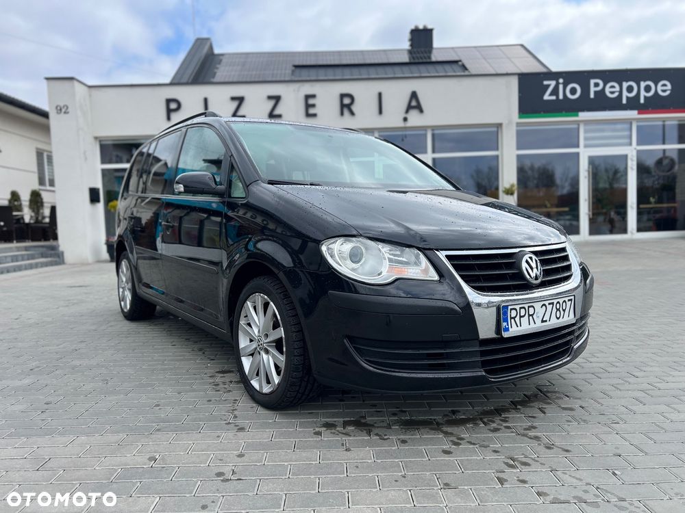 Volkswagen Touran 1.9 TDI Conceptline - 11