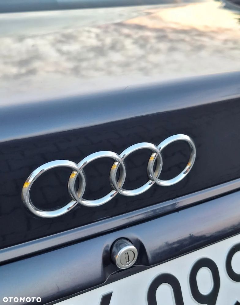 Audi A4 Limousine - 39