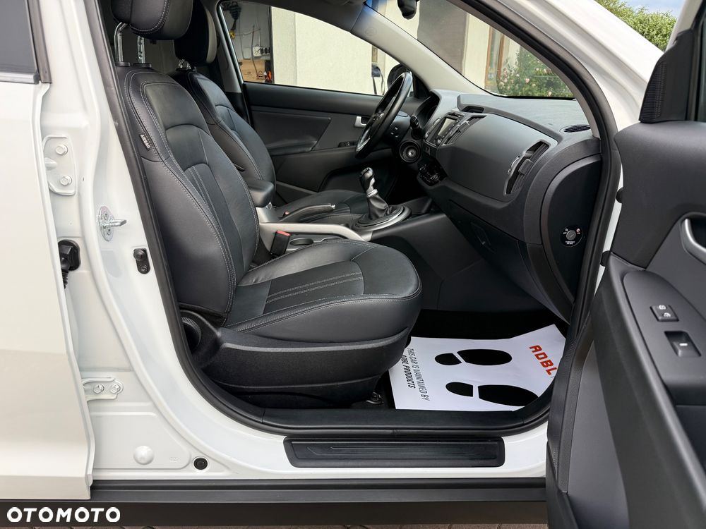 Kia Sportage 1.6 GDI Business Line L 2WD - 23