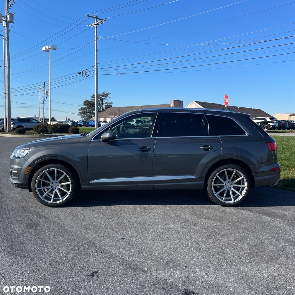 Audi Q7 - 7