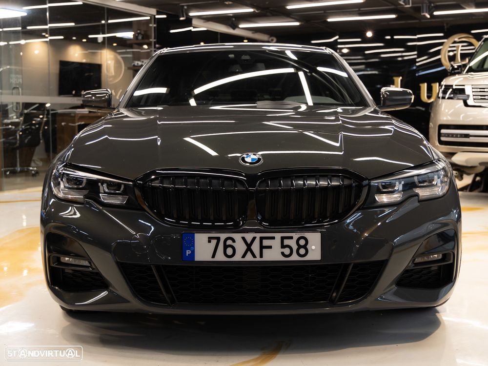 BMW 320 d Pack M Shadow Auto - 2
