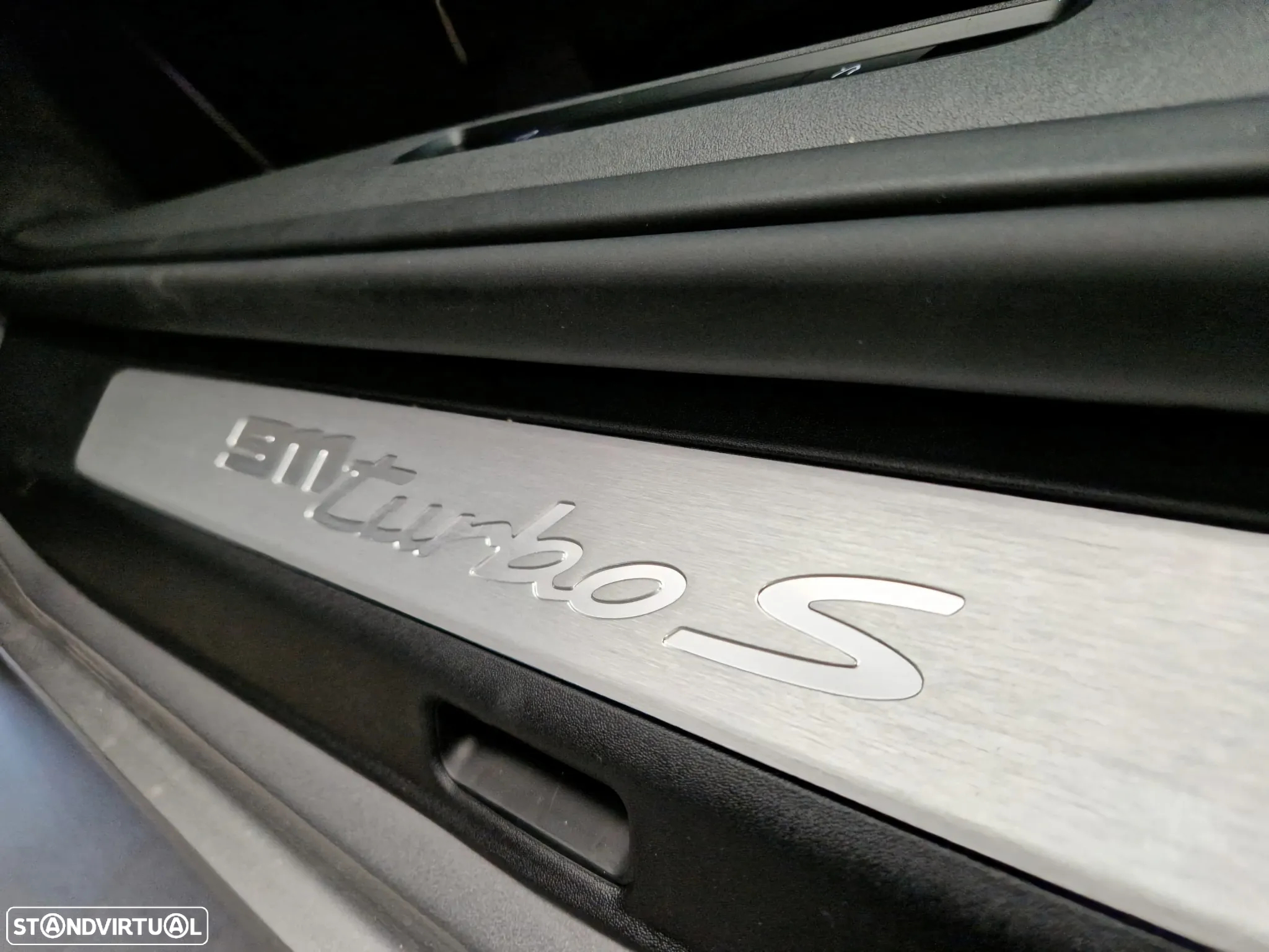 Porsche 911 (992) Turbo S PDK - 18
