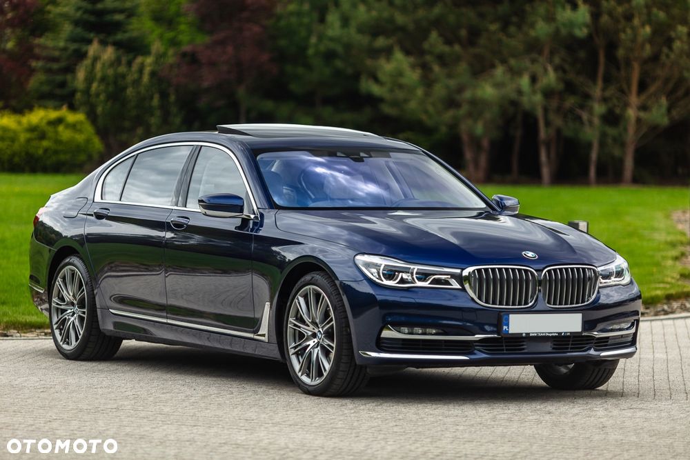 BMW Seria 7 750Li xDrive - 2