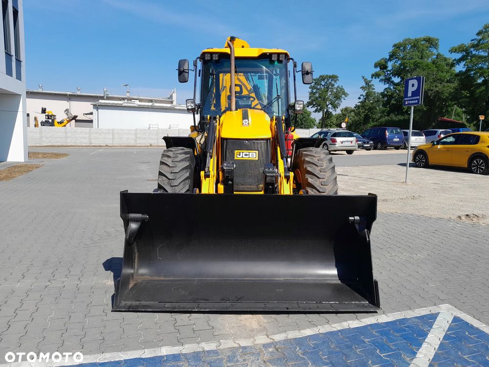 JCB JCB 4CX AEC  2023r - 4