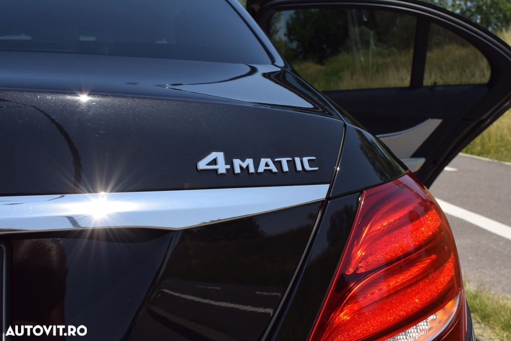 Mercedes-Benz E 200 4MATIC Aut. - 25