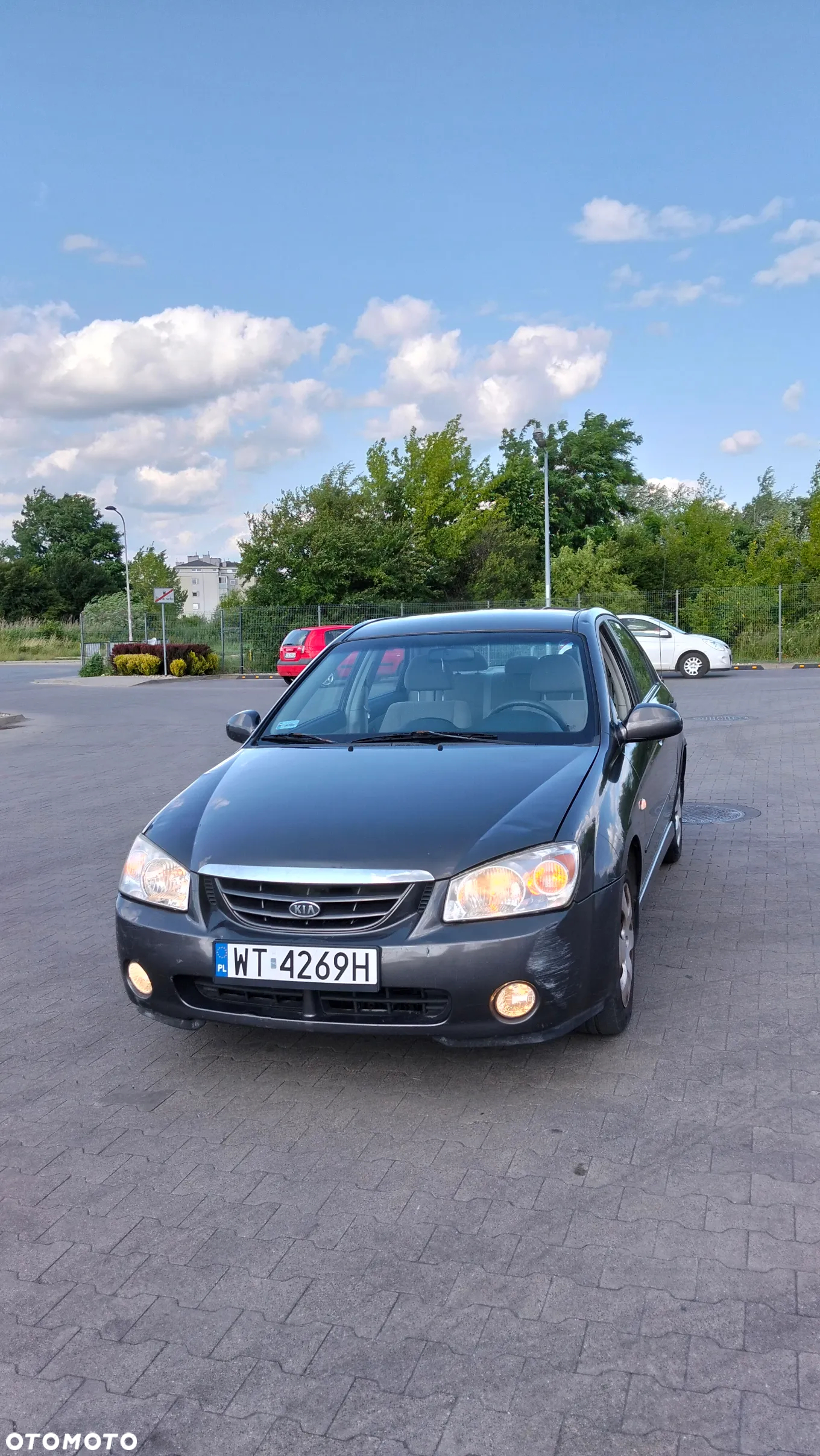 Kia Cerato 1.6 Comfort + - 2