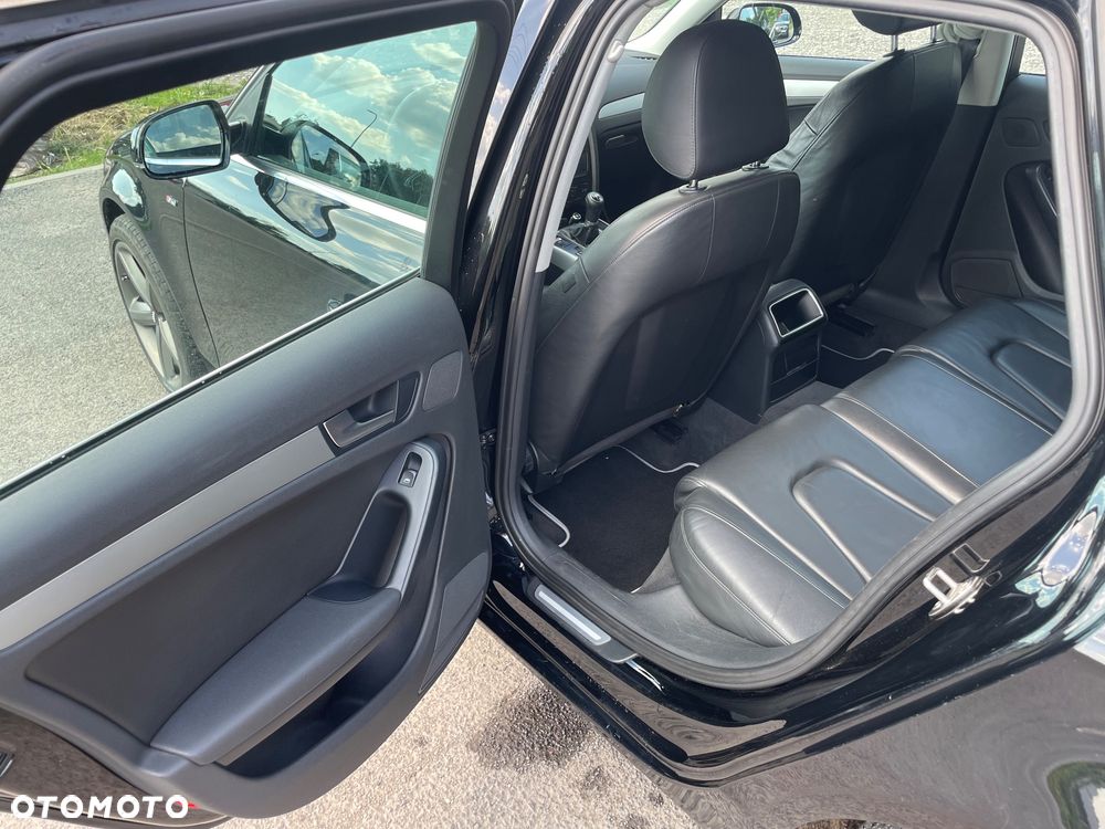 Audi A4 Avant 2.0 TDI DPF - 12