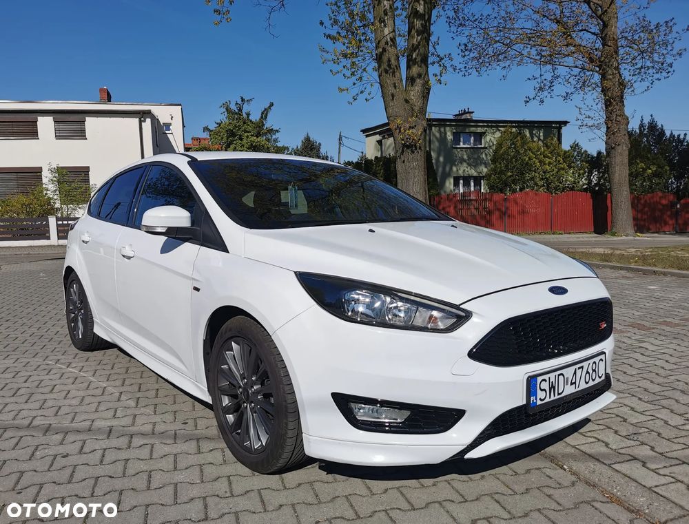 Ford Focus 1.0 EcoBoost Start-Stopp-System ST-LINE - 1