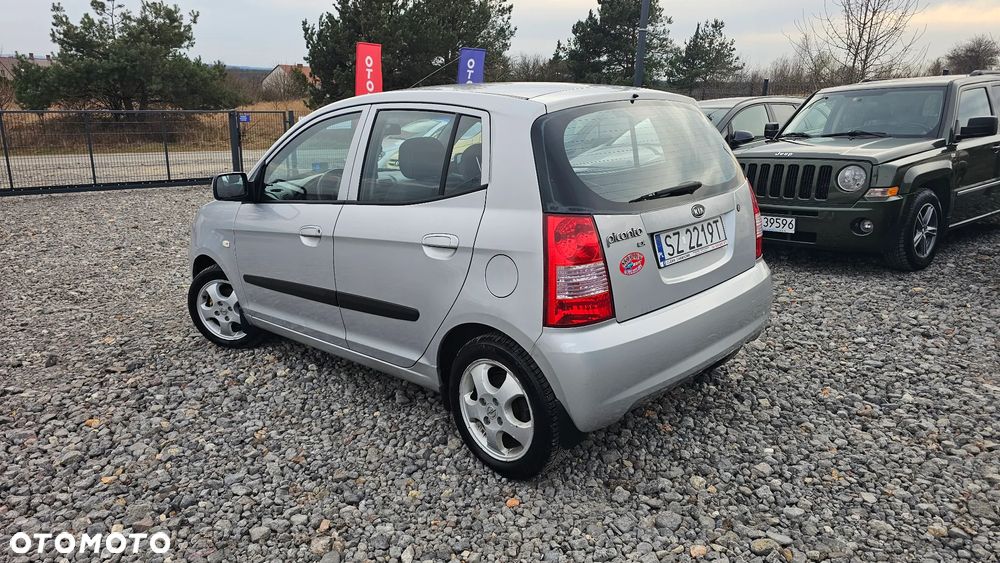 Kia Picanto 1.1 - 10