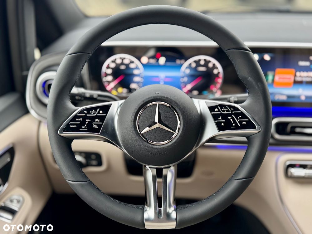 Mercedes-Benz Klasa V 300 mHEV 9G-Tronic Avantgarde (d³ugi) - 23