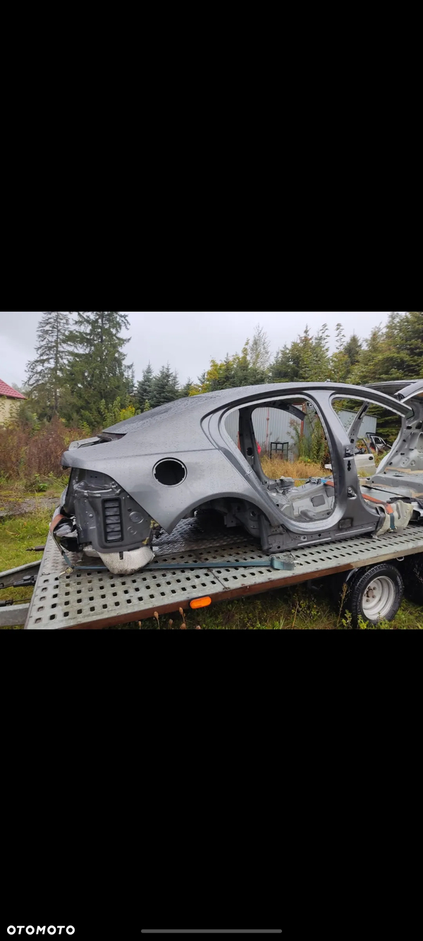 JAGUAR XE ĆWIARTKA BŁOTNIK PRAWY TYŁ TYLNY + KAWAŁEK PROGU