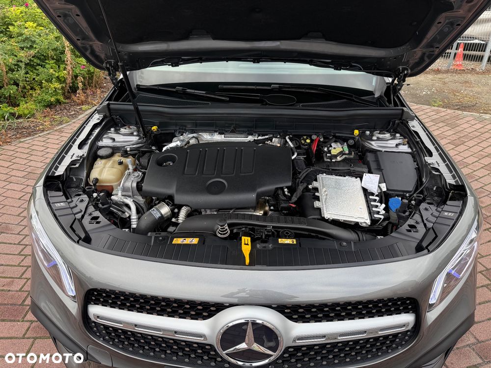 Mercedes-Benz GLB 200 d AMG Line 8G-DCT - 18