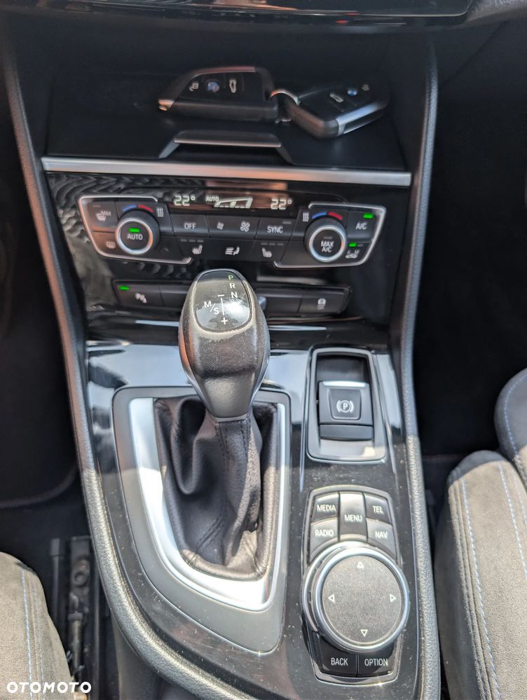 BMW Seria 2 220d xDrive Sport-Aut Sport Line - 21