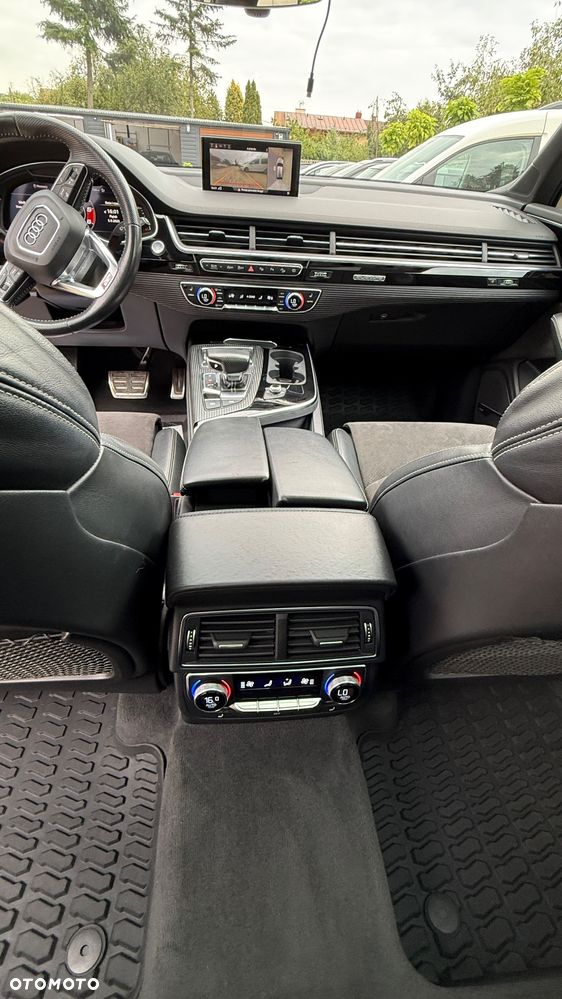 Audi Q7 50 TDI mHEV Quattro S Line Tiptr - 24