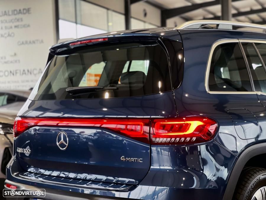 Mercedes-Benz EQB 300 4Matic Progressive - 7
