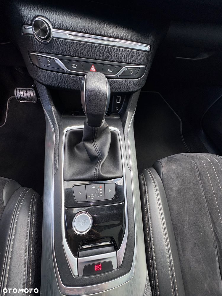 Peugeot 308 BlueHDi 120 EAT6 Stop & Start Allure - 12