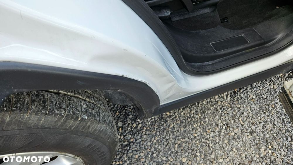 Land Rover Discovery Sport - 18