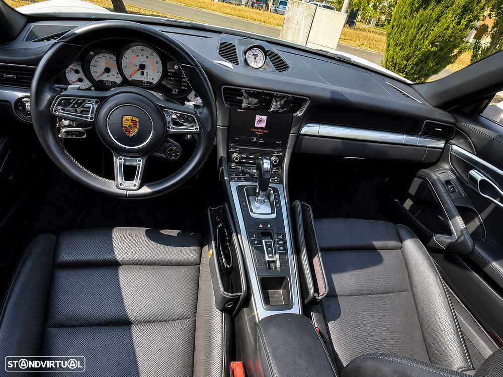 Porsche 911 Série F - 2