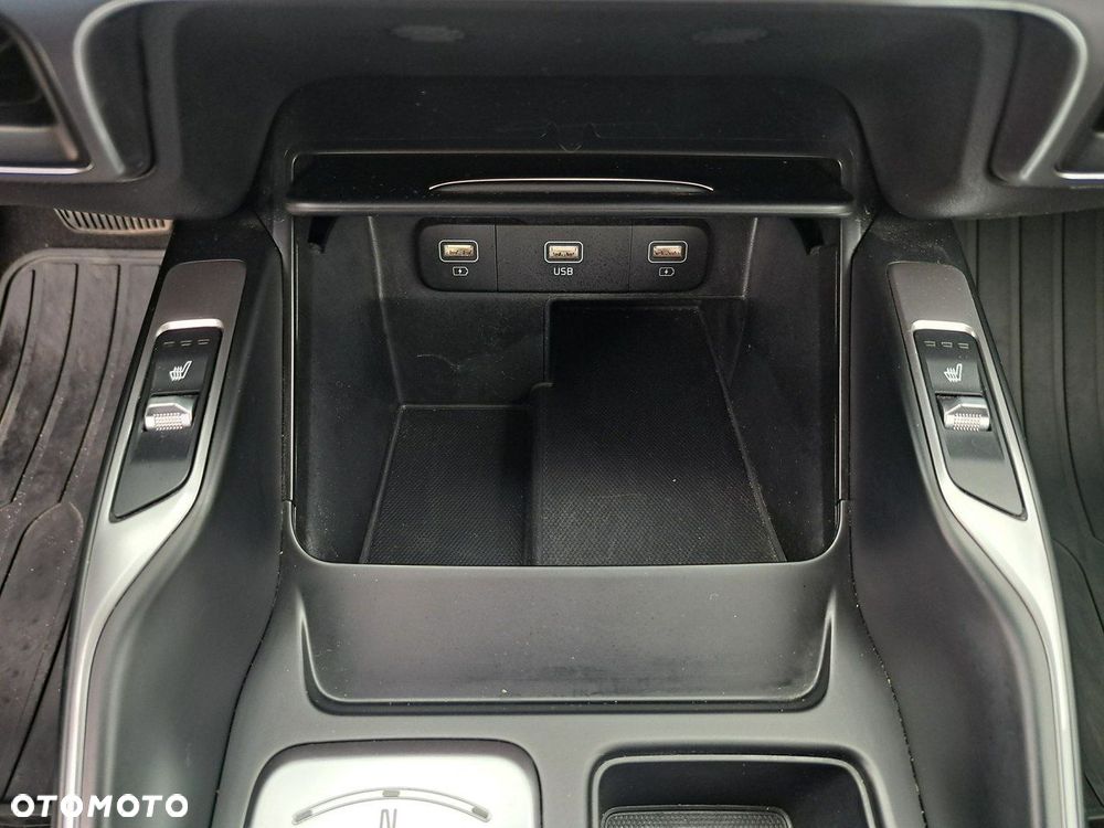 Kia Sorento 1.6 T-GDI HEV L - 23