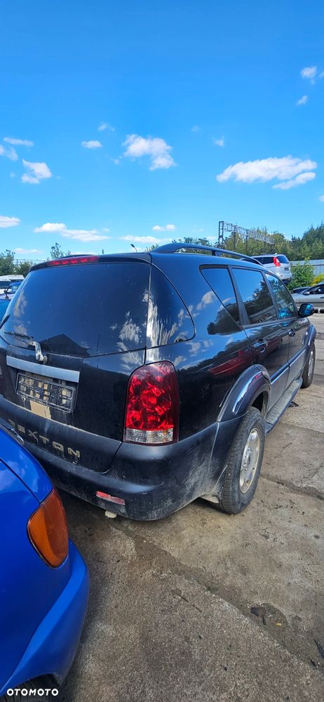 Ssang Yong Rexton 2,7d 2005r tylko części - 3
