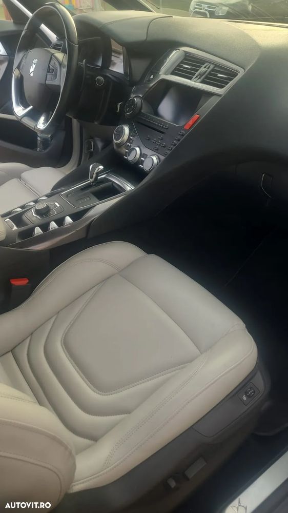 Citroën DS5 BlueHDi 120 SoChic - 8