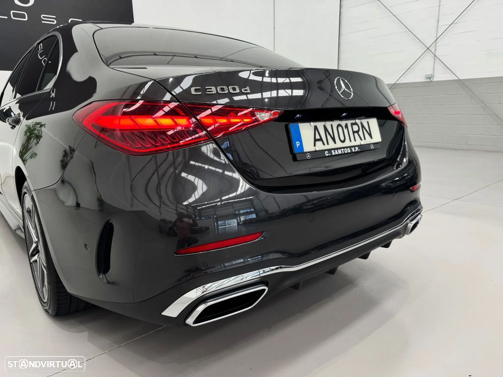 Mercedes-Benz C 300 d AMG Line - 11