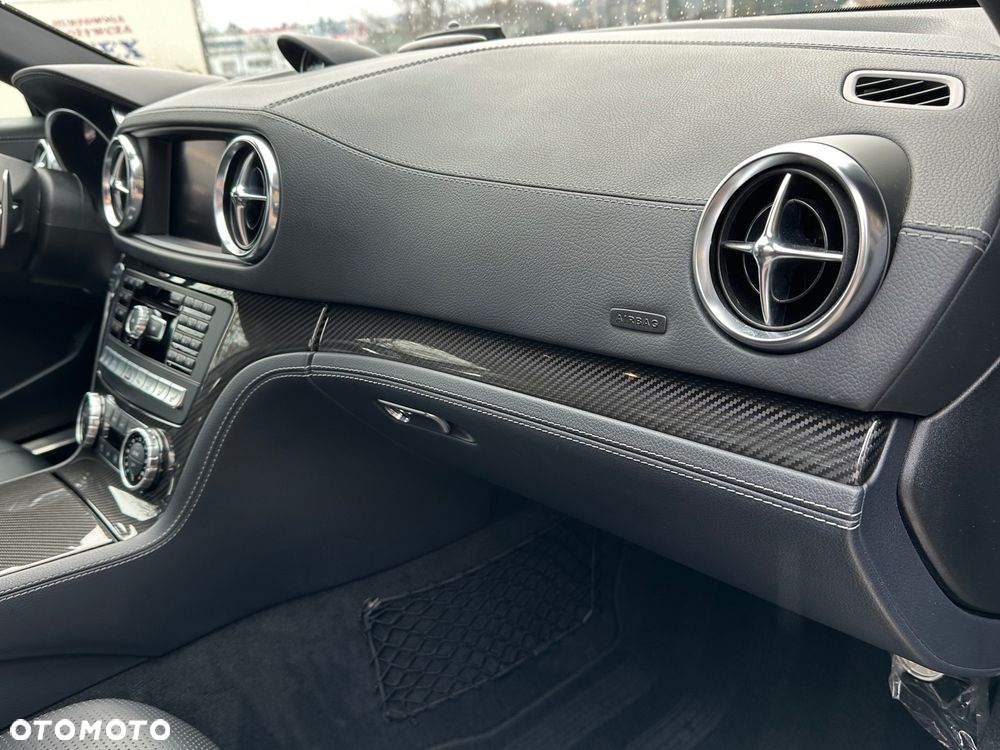 Mercedes-Benz SL AMG 63 AMG Speedshift 7G-MCT - 36