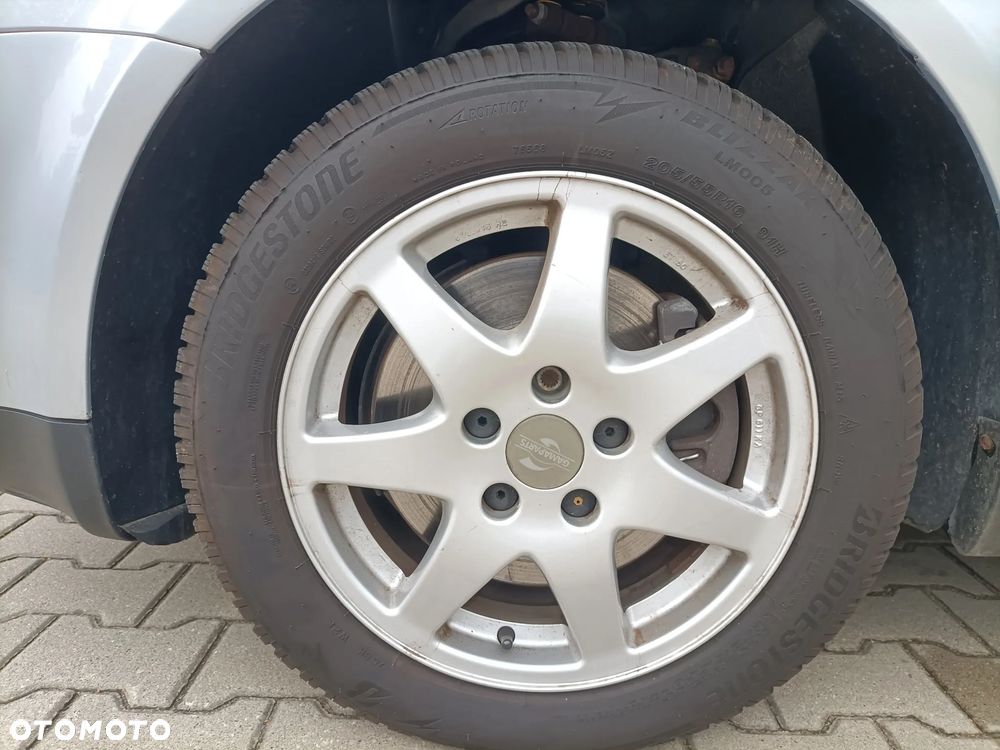 Volkswagen Passat - 9