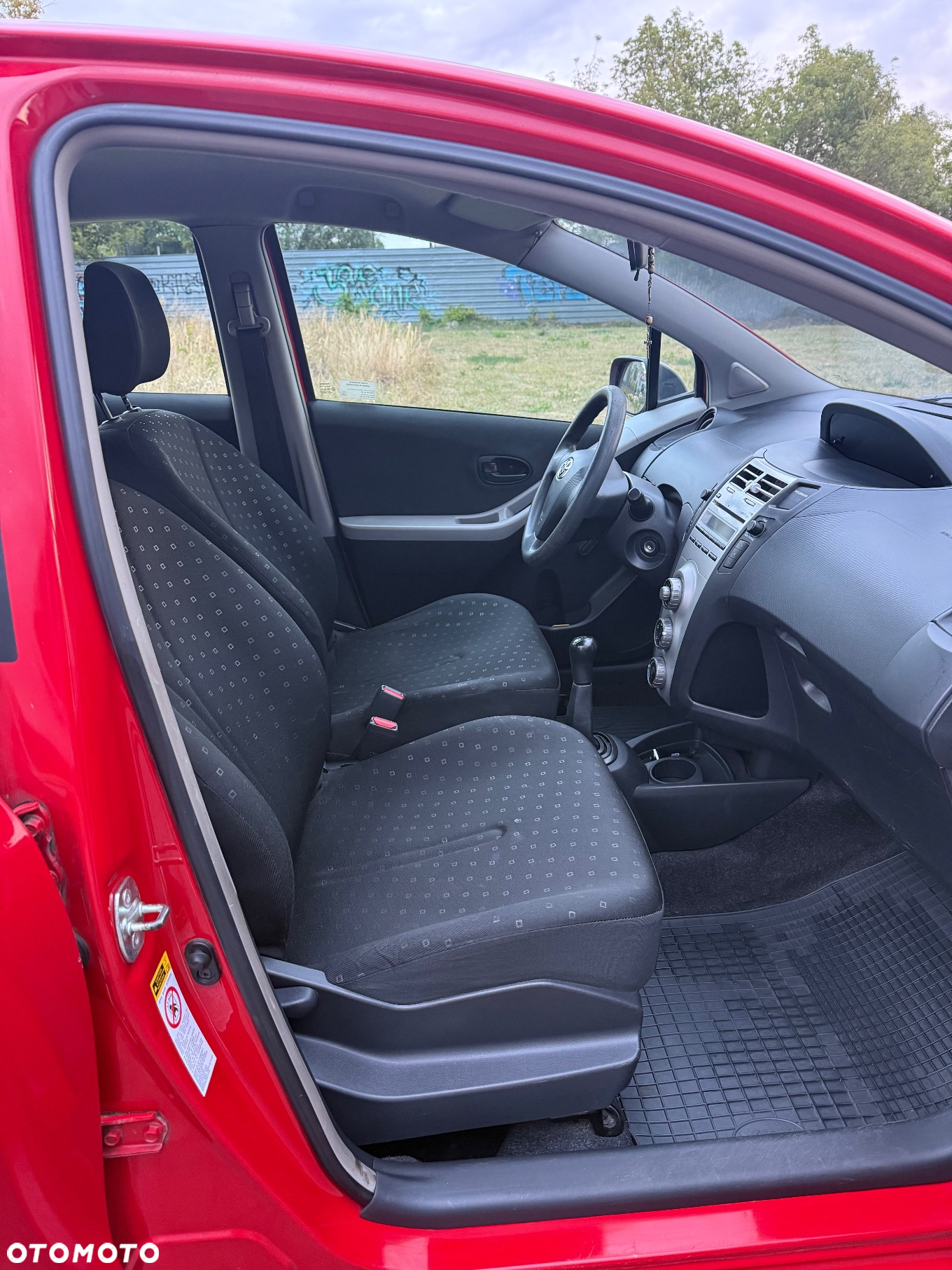 Toyota Yaris 1.3 Luna Premium - 10