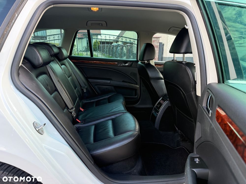 Skoda Superb 2.0 TSI DSG Exclusive - 16